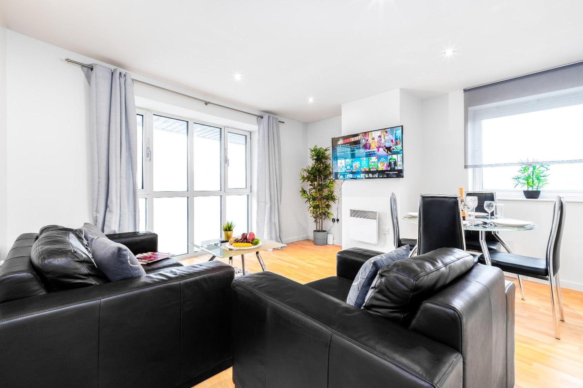 City Centre Apartment - 2 Bedroom - Secure Parking - Top Rated - 201M Birmingham Extérieur photo