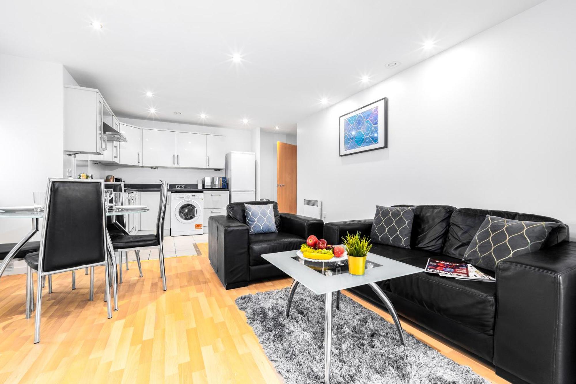 City Centre Apartment - 2 Bedroom - Secure Parking - Top Rated - 201M Birmingham Extérieur photo